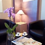 Otel Christina 3*