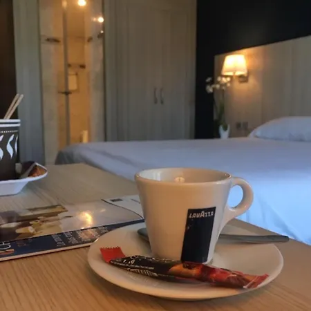 Szálloda Hotel Christina Lourdes