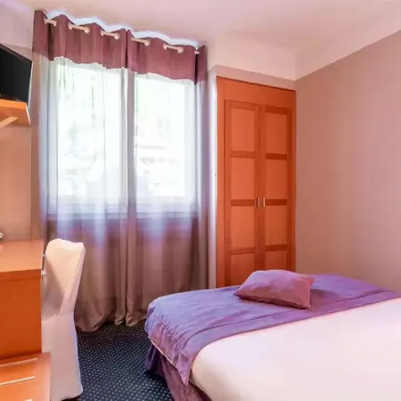 Hotel Christina 3*