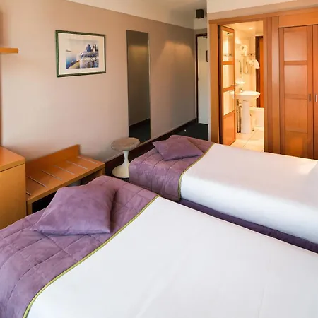 Hotel Christina 3*