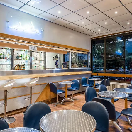 Quality Christina Hotel 3*