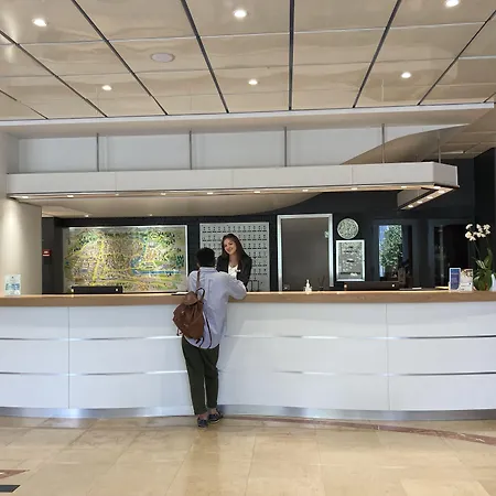 Hotel Quality Christina Lourdes